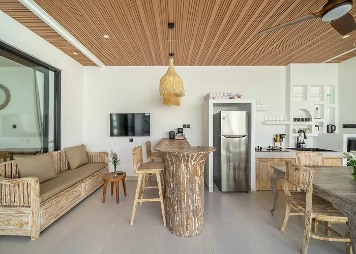 New 2br Private Pool In Cr1 Улувату